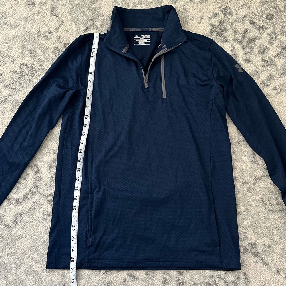 Dark blue men’s Under Armour and black and grey tekgear Quarter-Zip Pullover